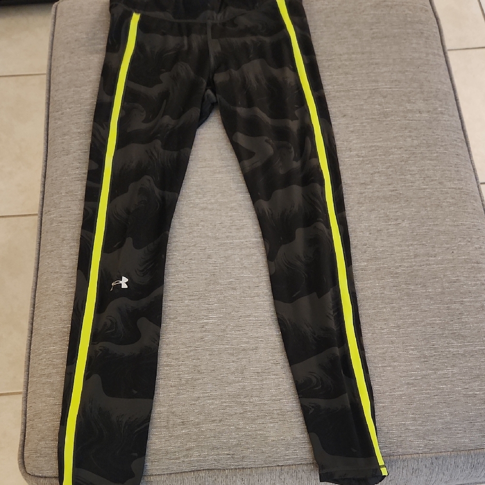 Under Armour Black and Yellow Leggings